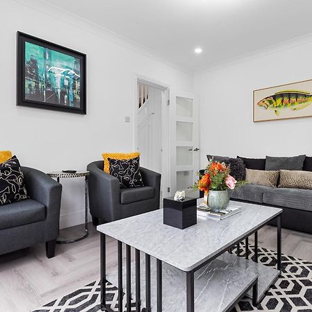 3 Bedroom House Close To Dartford Station Bagian luar foto