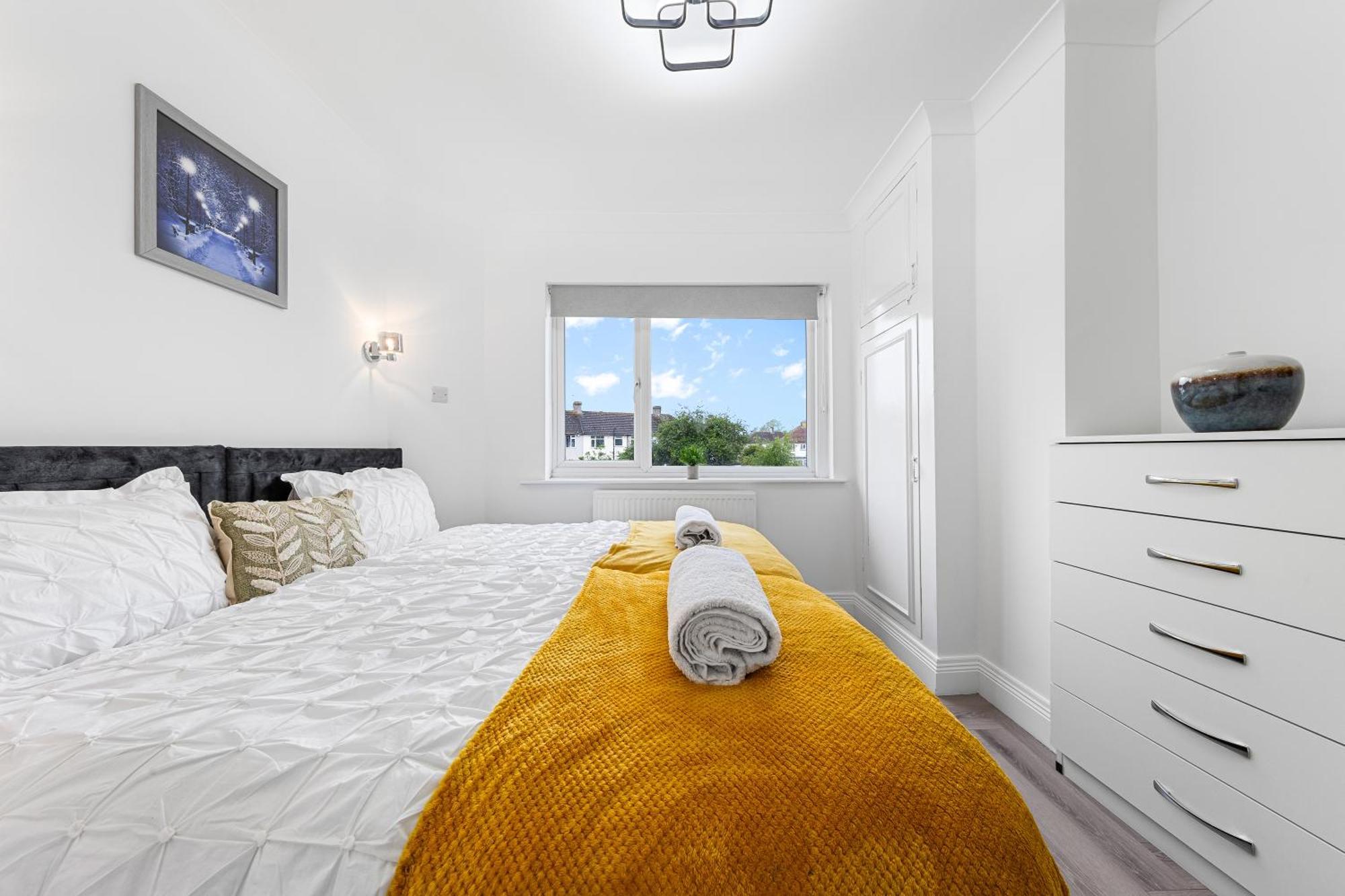 3 Bedroom House Close To Dartford Station Bagian luar foto